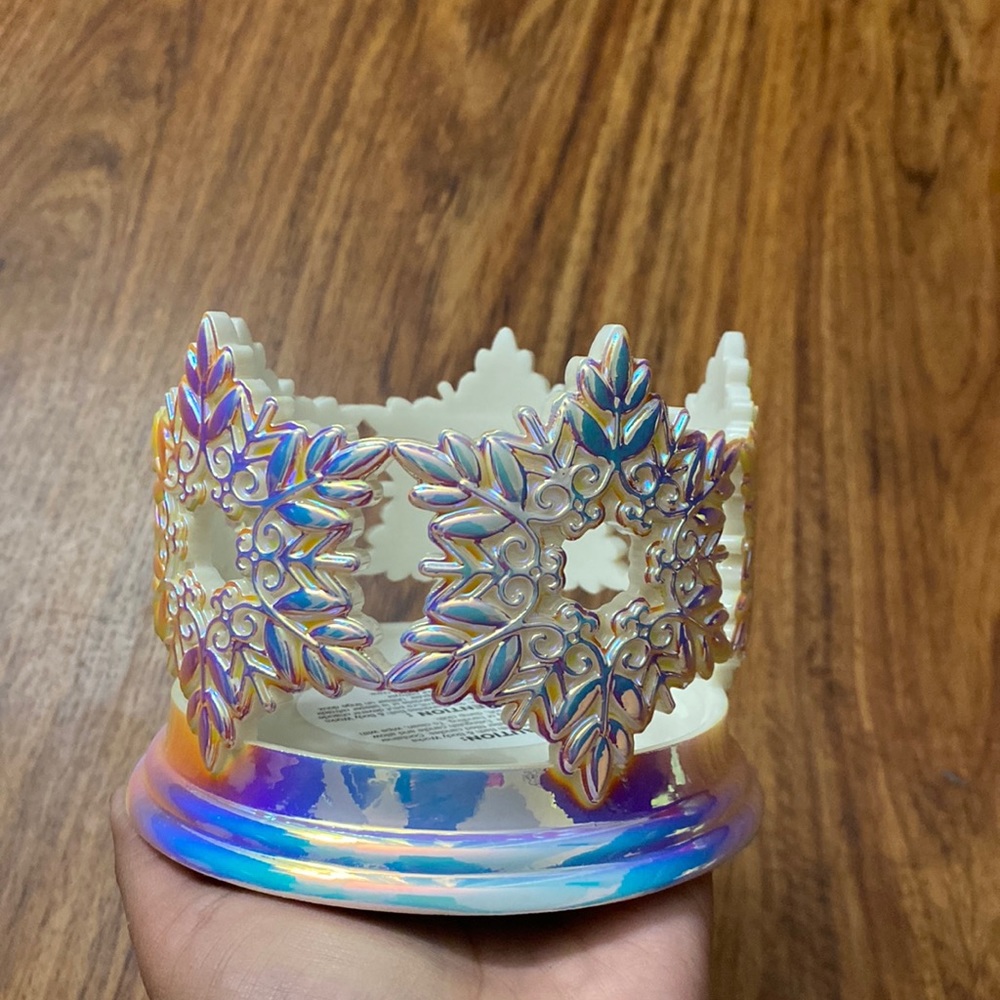 Bath & body works candle holder